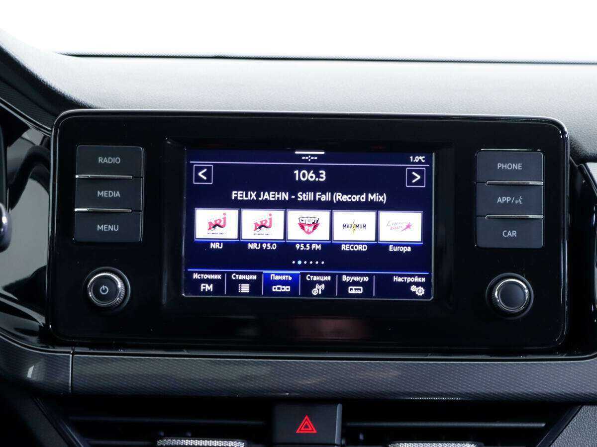 Купить Volkswagen Polo с пробегом. Фото: #11