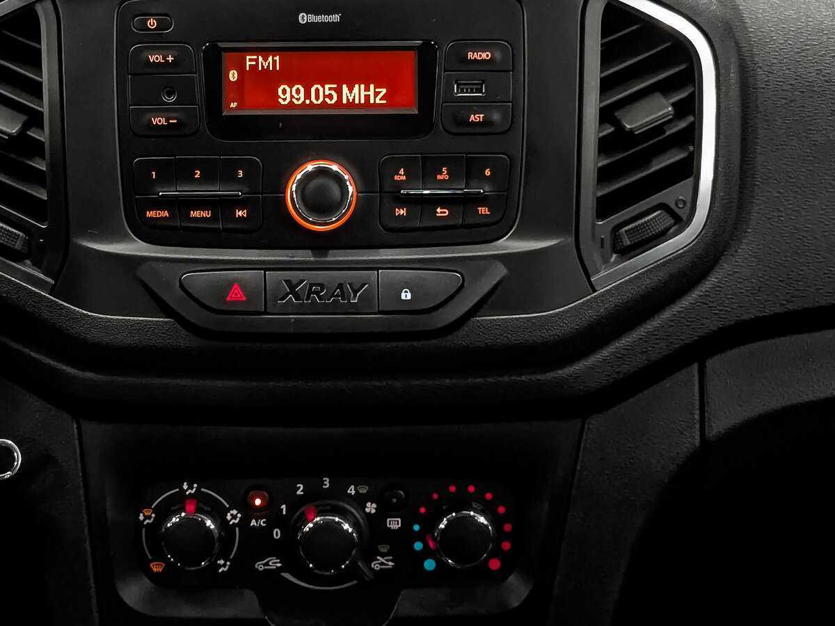 Купить Lada (ВАЗ) XRAY с пробегом. Фото: #16