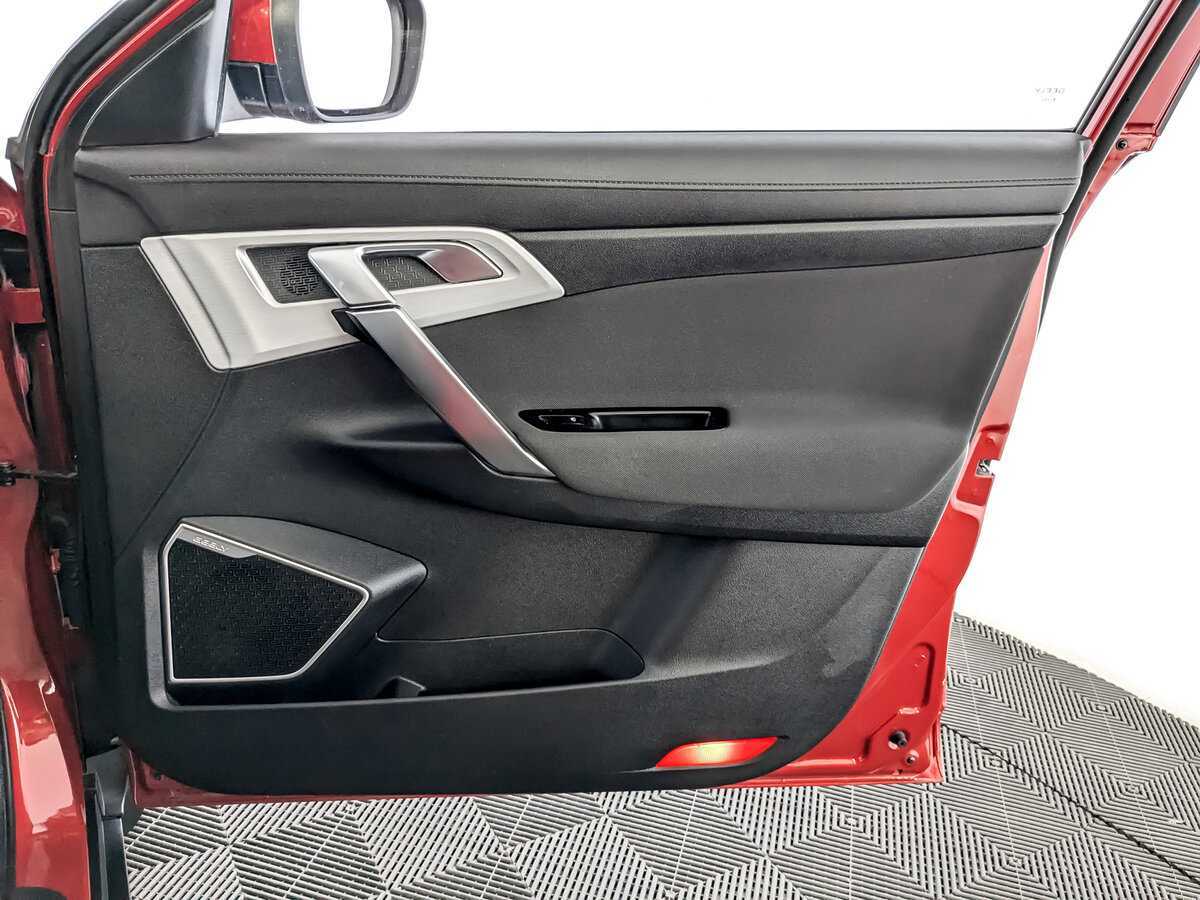 Купить Geely Atlas с пробегом. Фото: #23