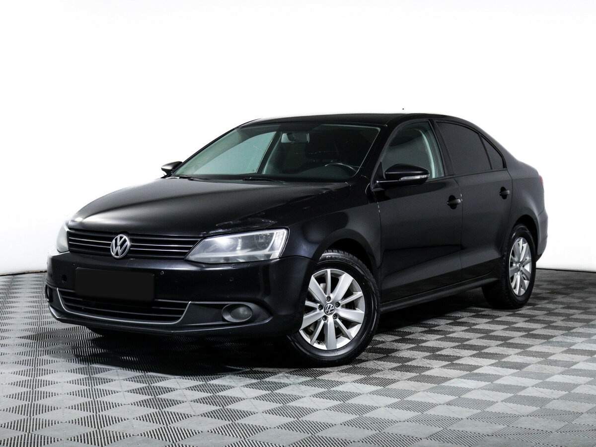 Купить Volkswagen Jetta с пробегом. Посмотреть фото