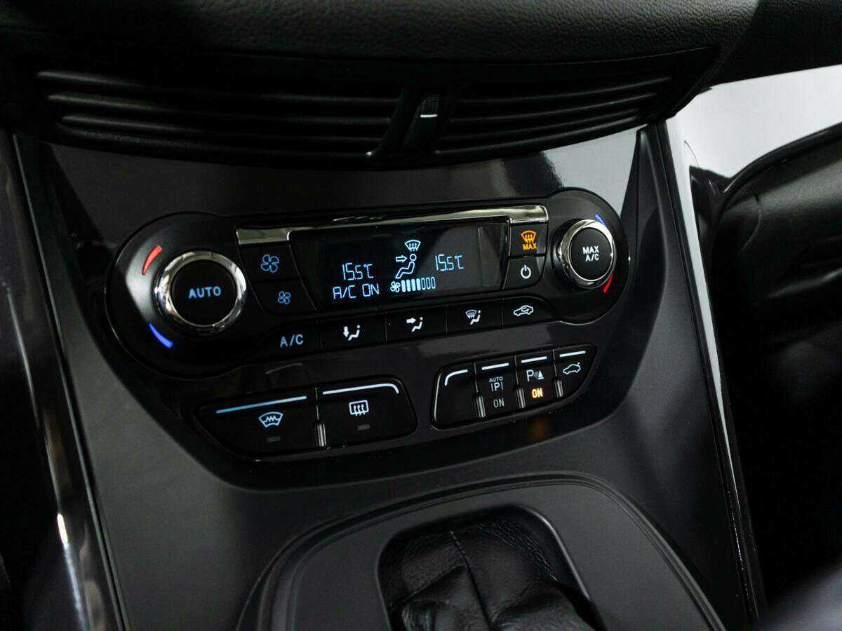 Купить Ford Kuga с пробегом. Фото: #17