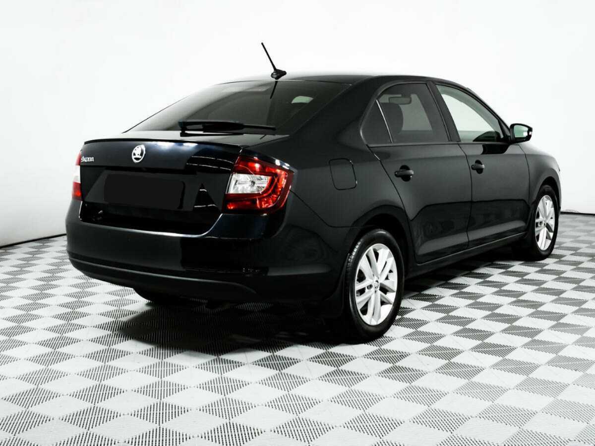Купить Skoda Rapid с пробегом. Фото: #4