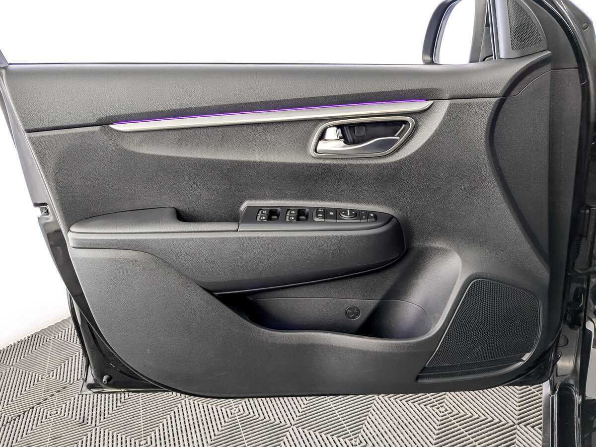 Купить Kia Rio с пробегом. Фото: #18