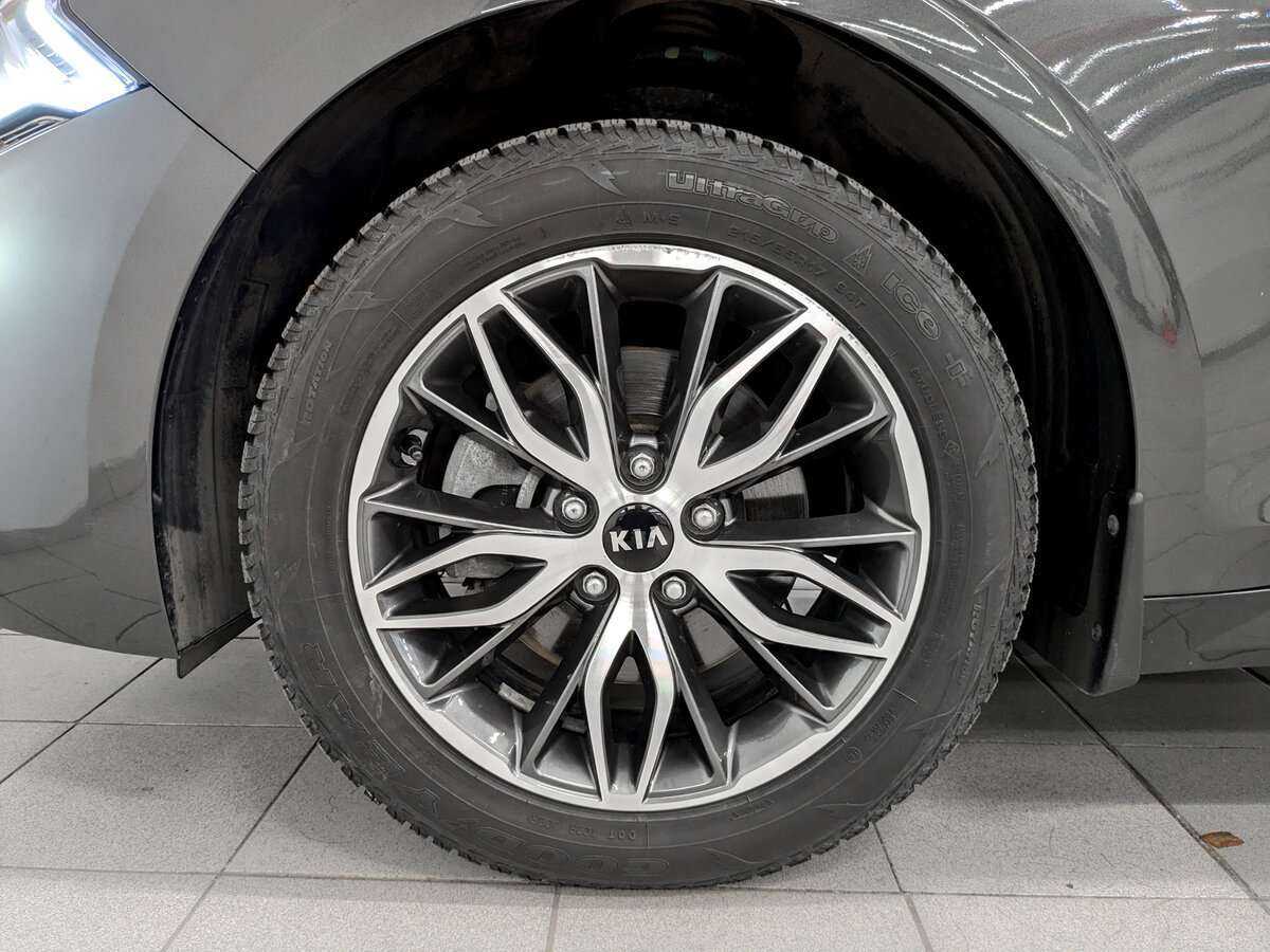 Купить Kia K5 с пробегом. Фото: #17