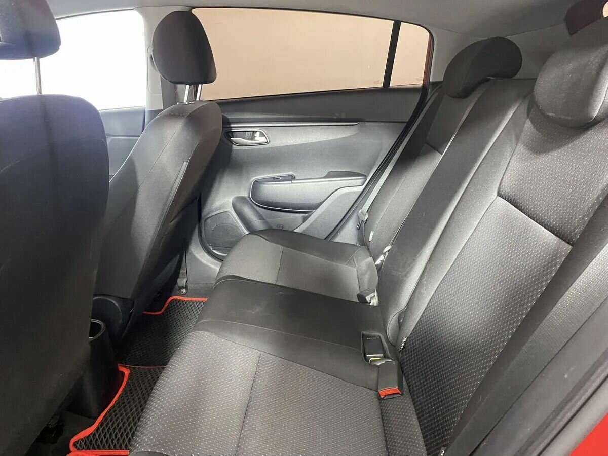 Купить Kia Rio с пробегом. Фото: #8