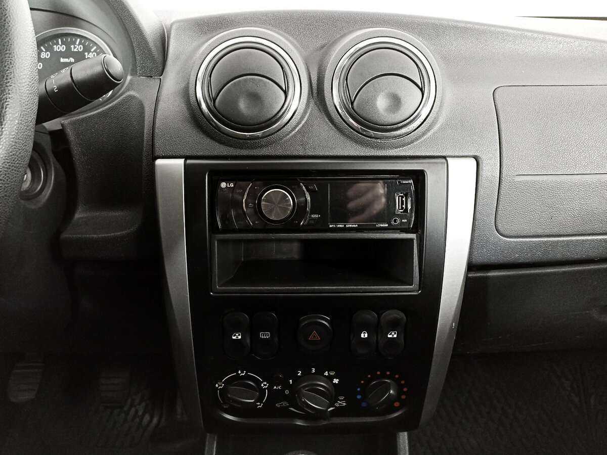 Купить Nissan Almera с пробегом. Фото: #14