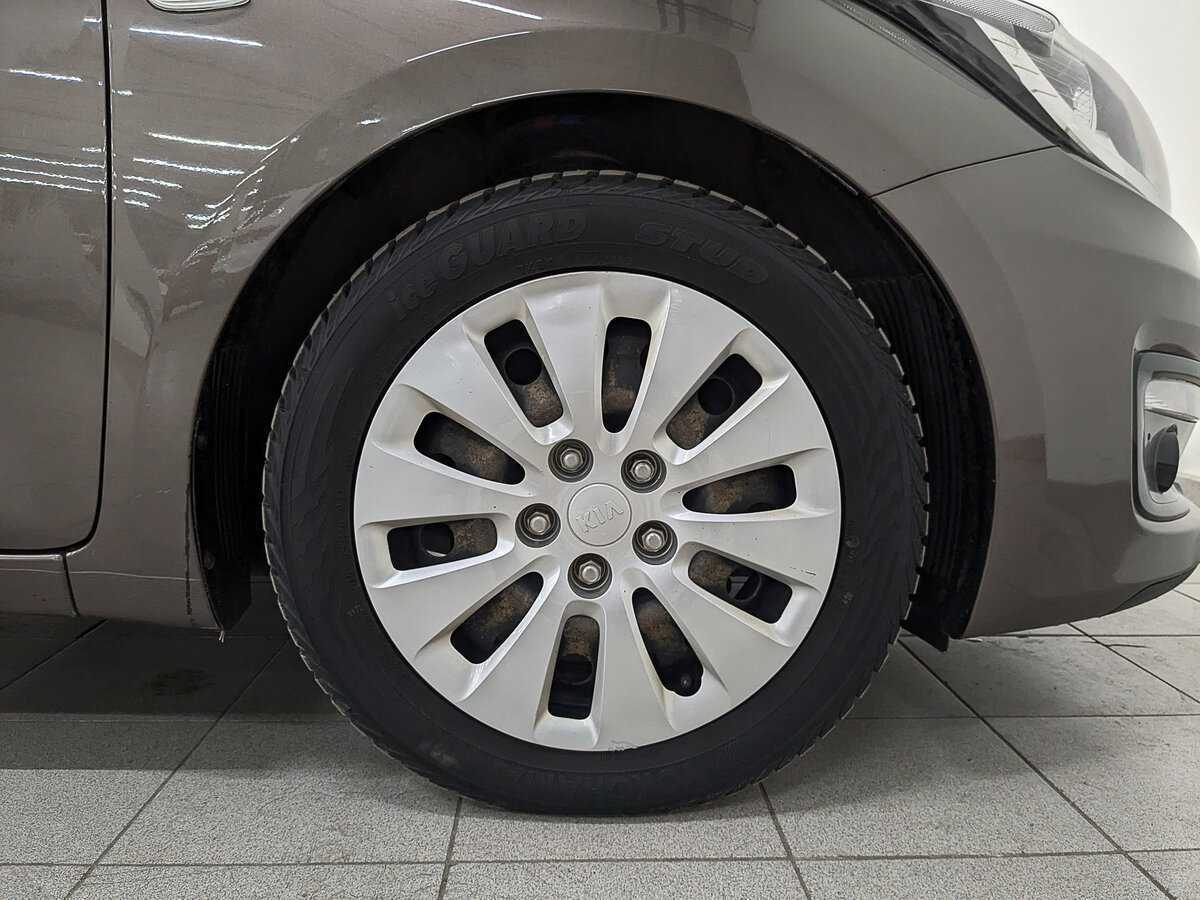 Купить Kia Ceed с пробегом. Фото: #11