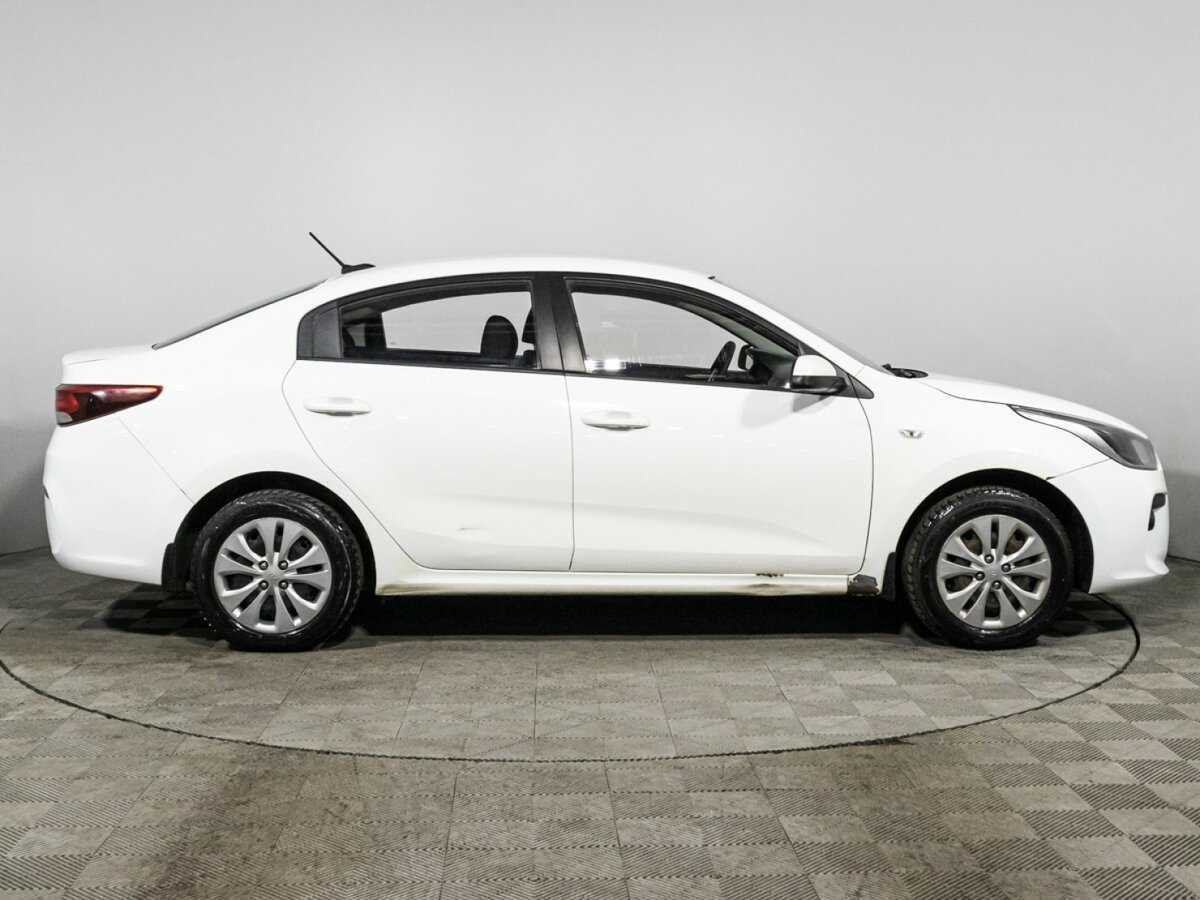 Купить Kia Rio с пробегом. Фото: #3