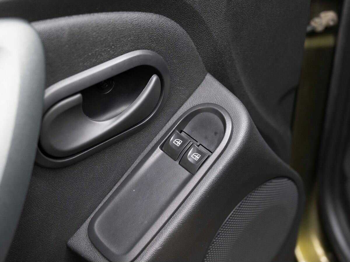 Купить Renault Duster с пробегом. Фото: #14