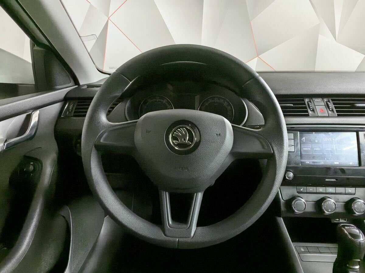 Купить Skoda Octavia с пробегом. Фото: #14