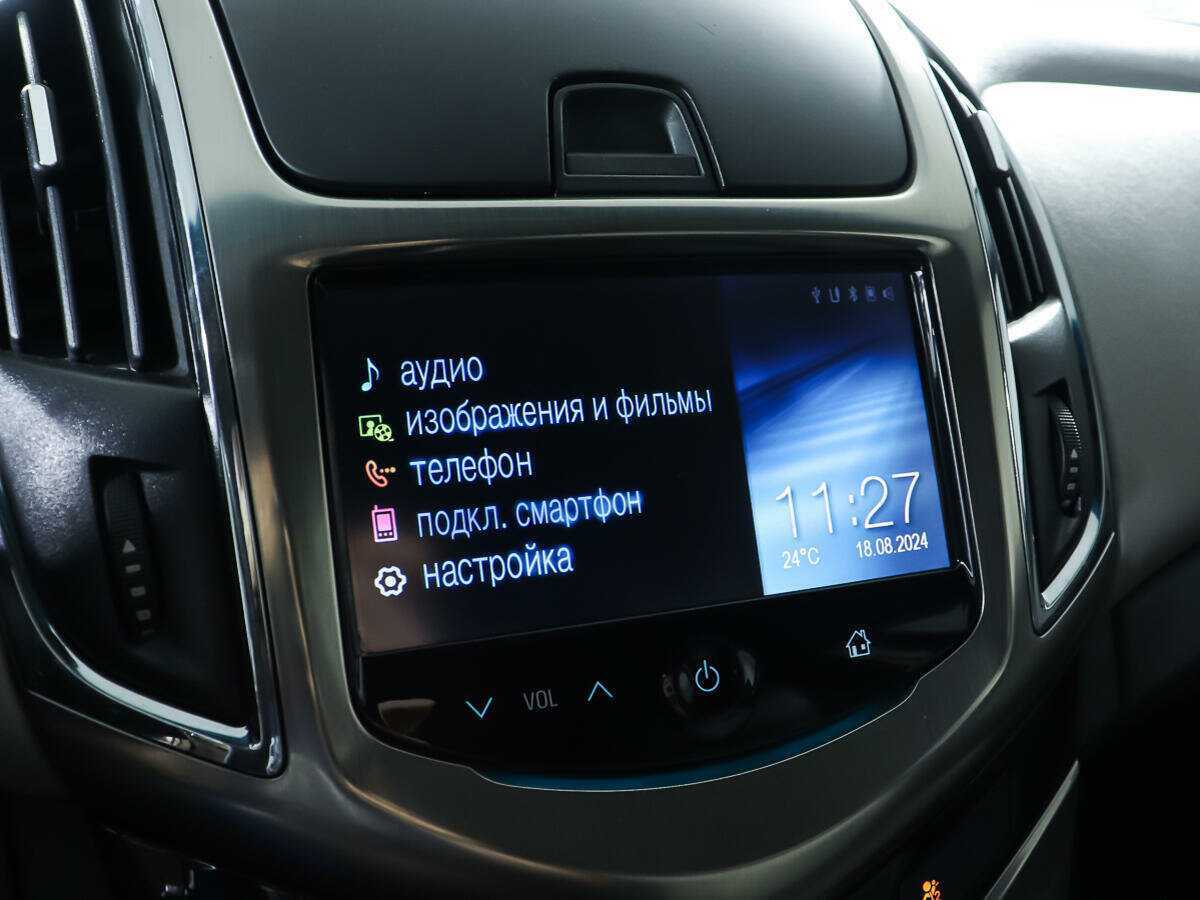 Купить Chevrolet Cruze с пробегом. Фото: #17