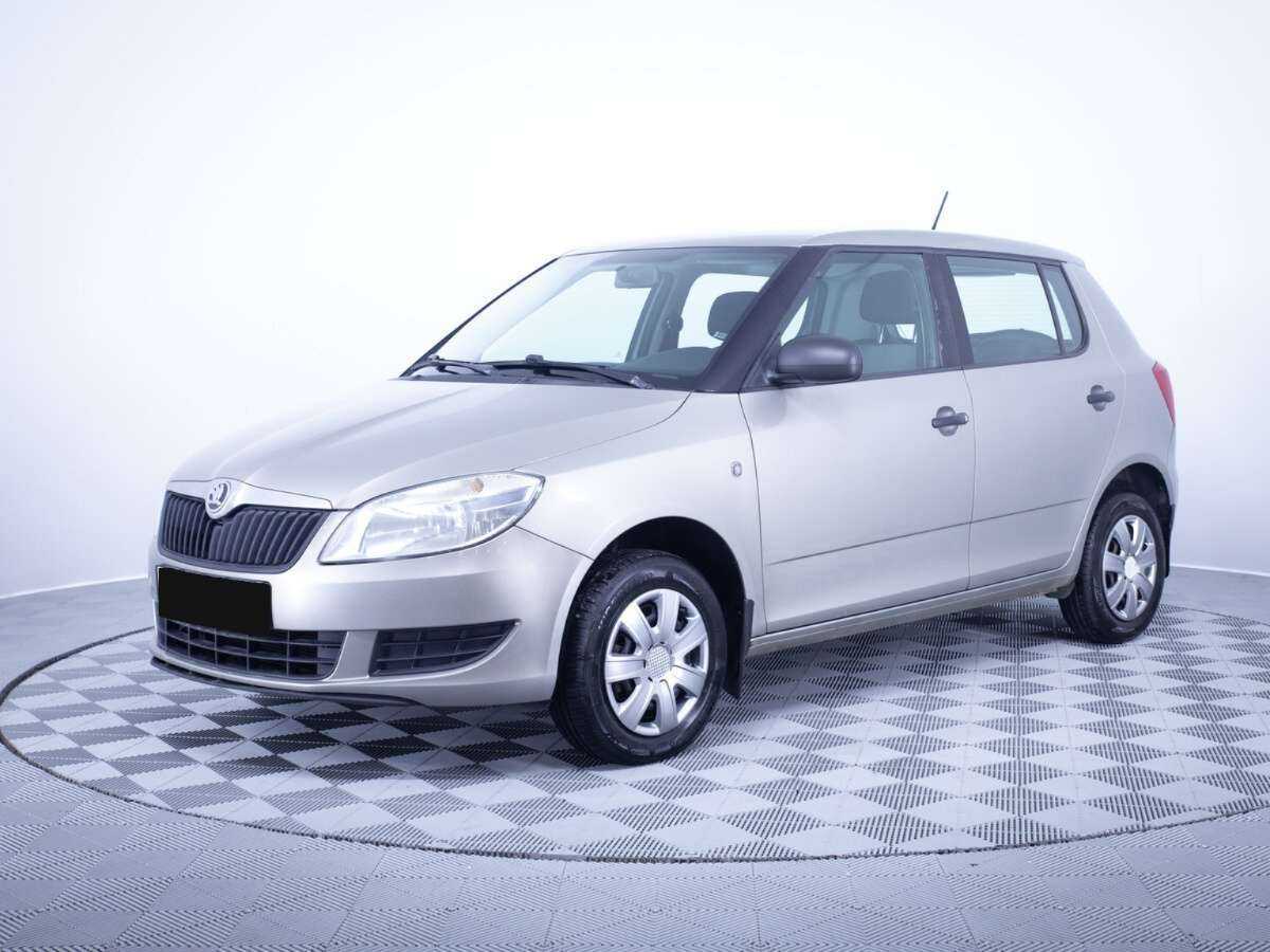 Купить Skoda Fabia с пробегом. Фото: #0