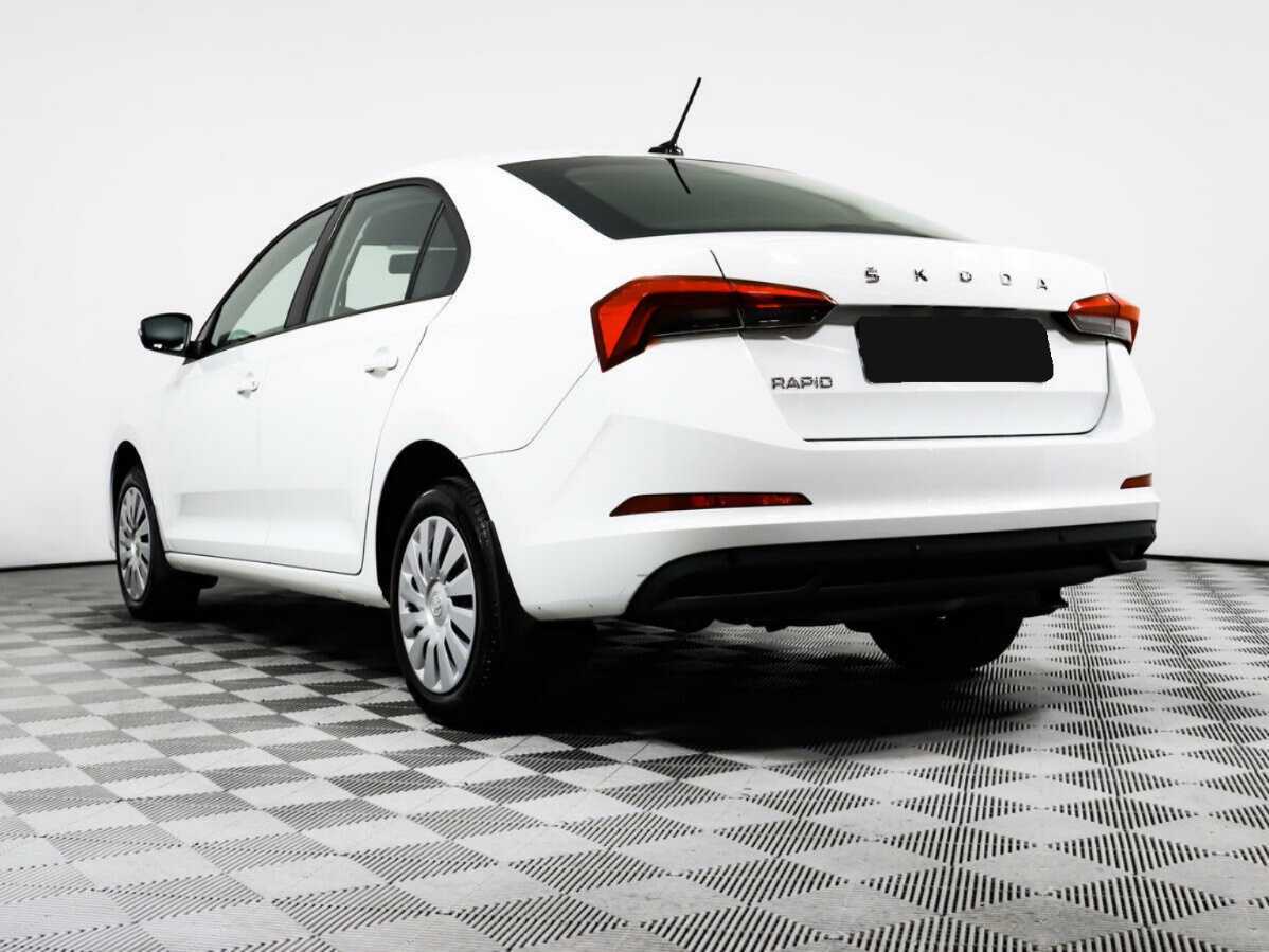 Купить Skoda Rapid с пробегом. Фото: #5