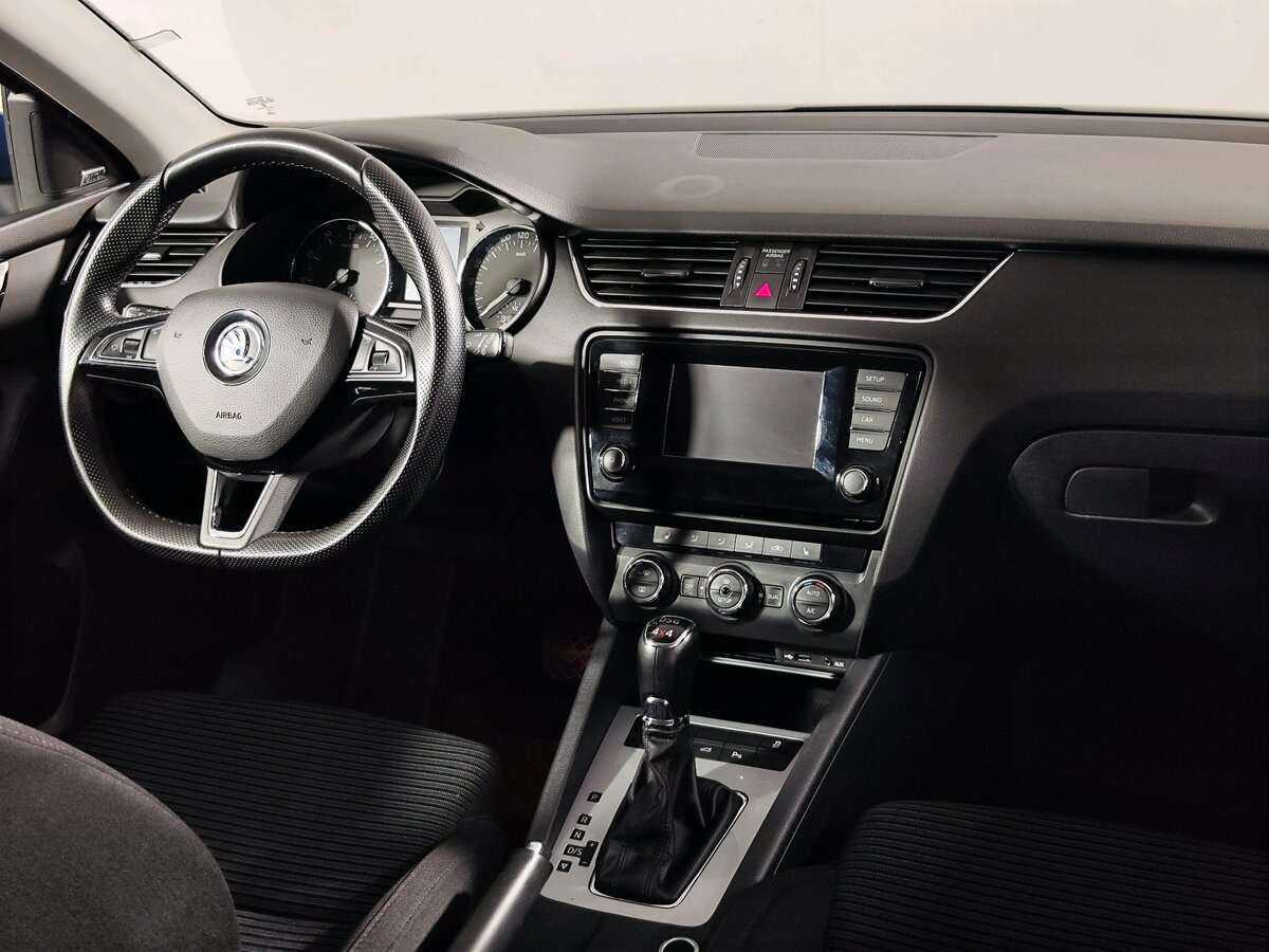 Купить Skoda Octavia с пробегом. Фото: #8