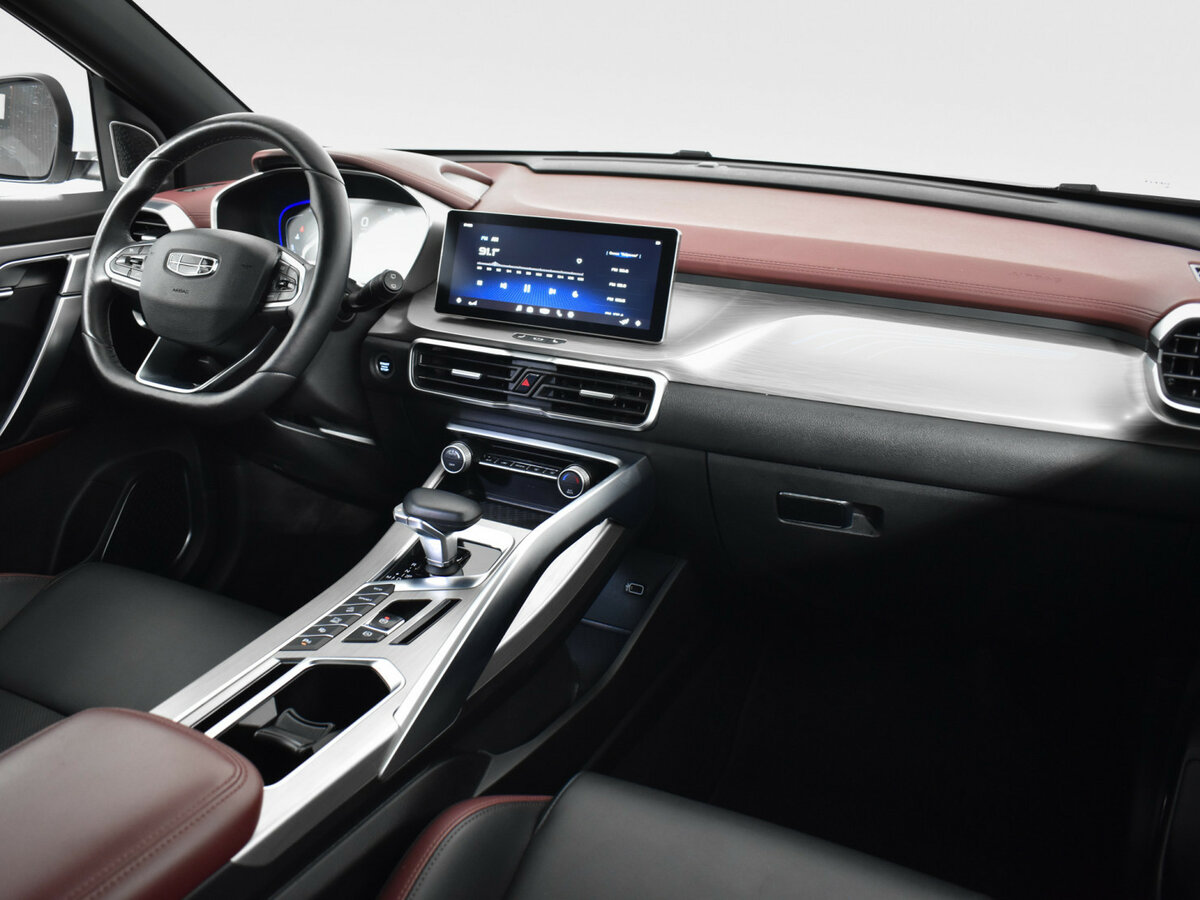 Купить Geely Coolray с пробегом. Фото: #9