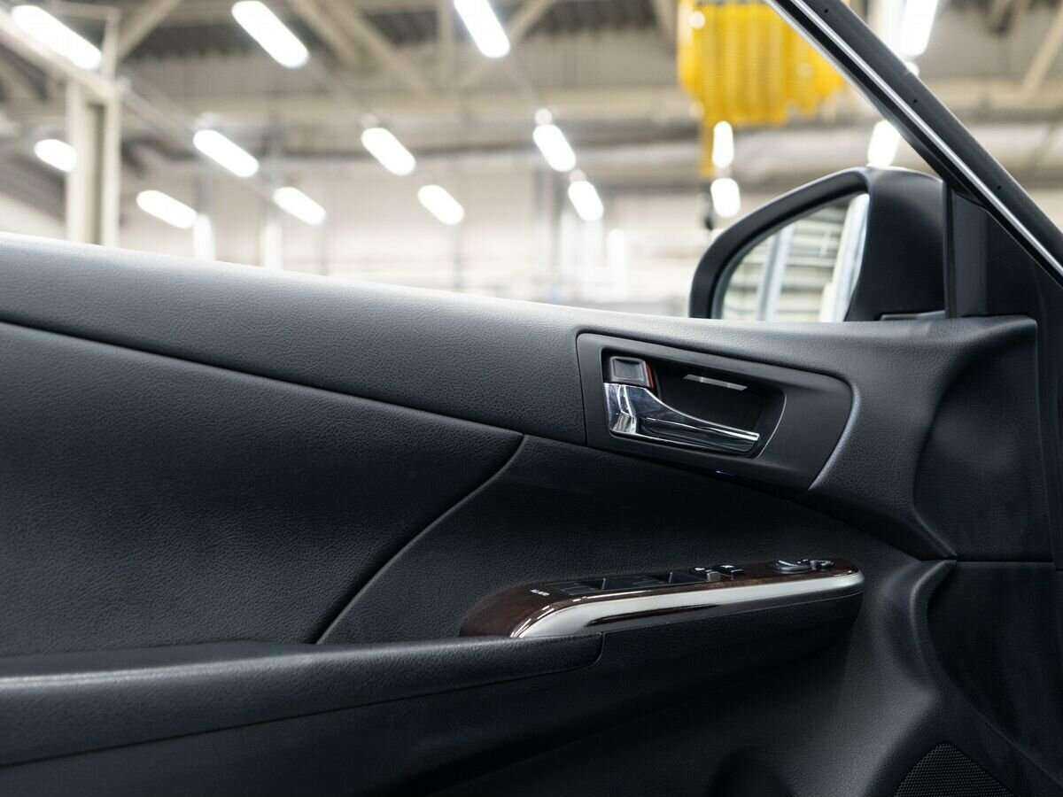 Купить Toyota Camry с пробегом. Фото: #16