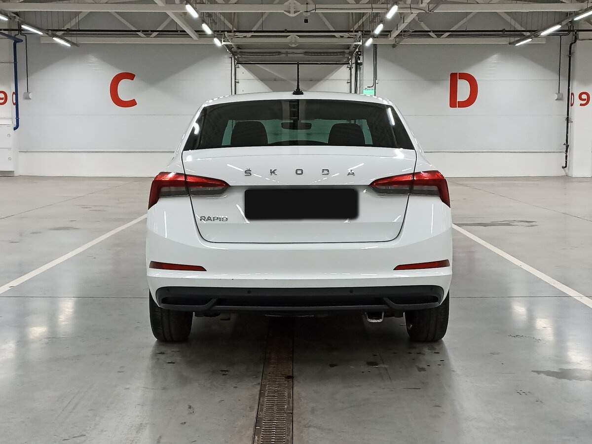 Купить Skoda Rapid с пробегом. Фото: #5