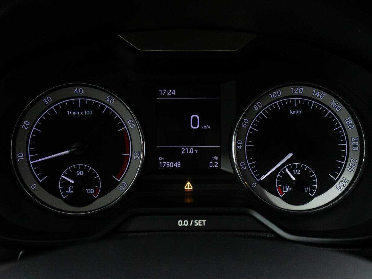 Купить Skoda Octavia с пробегом. Фото: #11