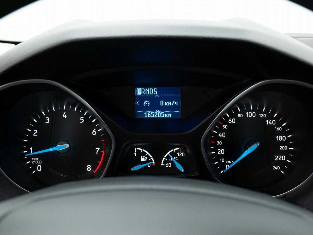 Купить Ford Focus с пробегом. Фото: #17