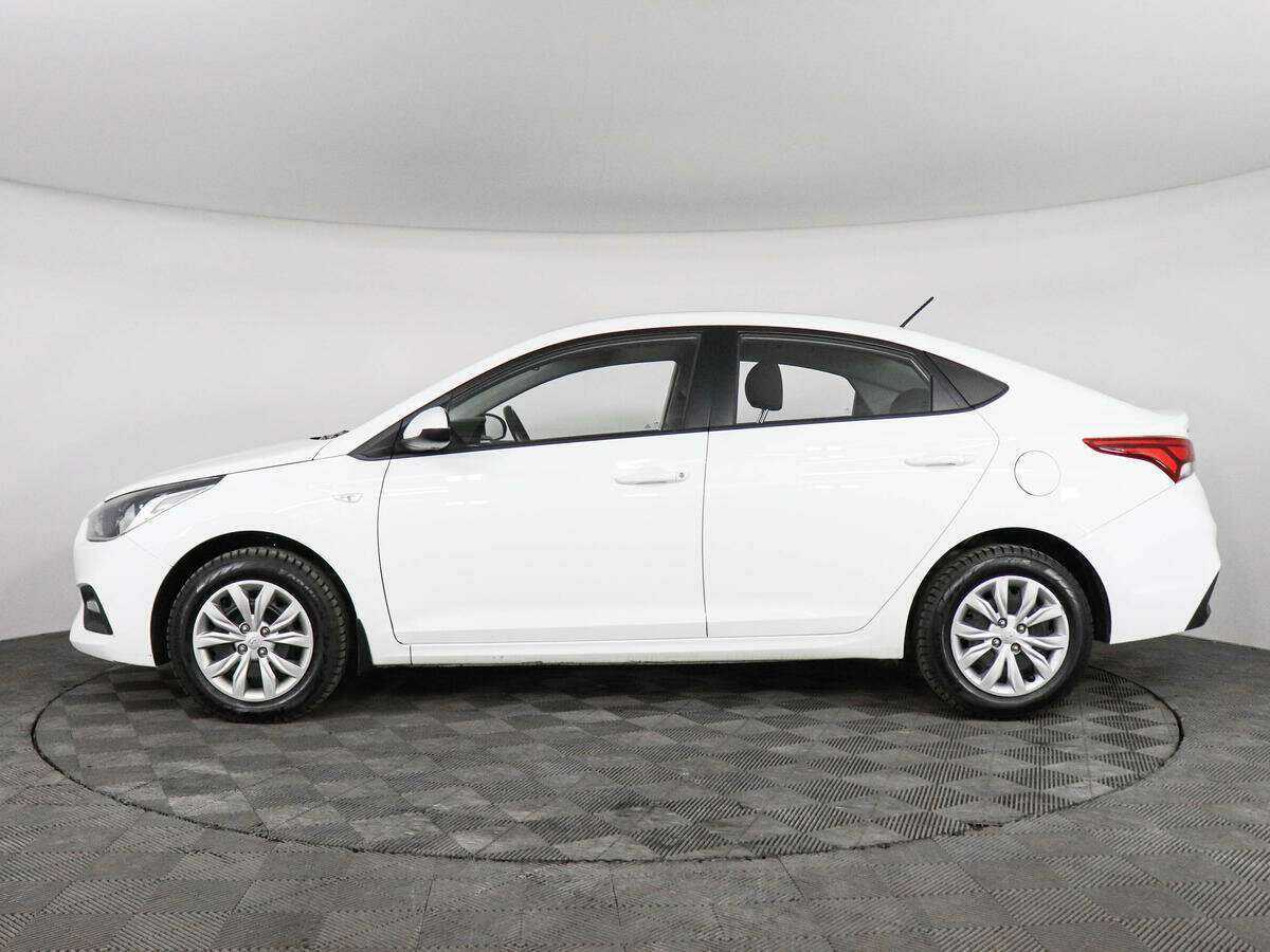 Купить Hyundai Solaris с пробегом. Фото: #6