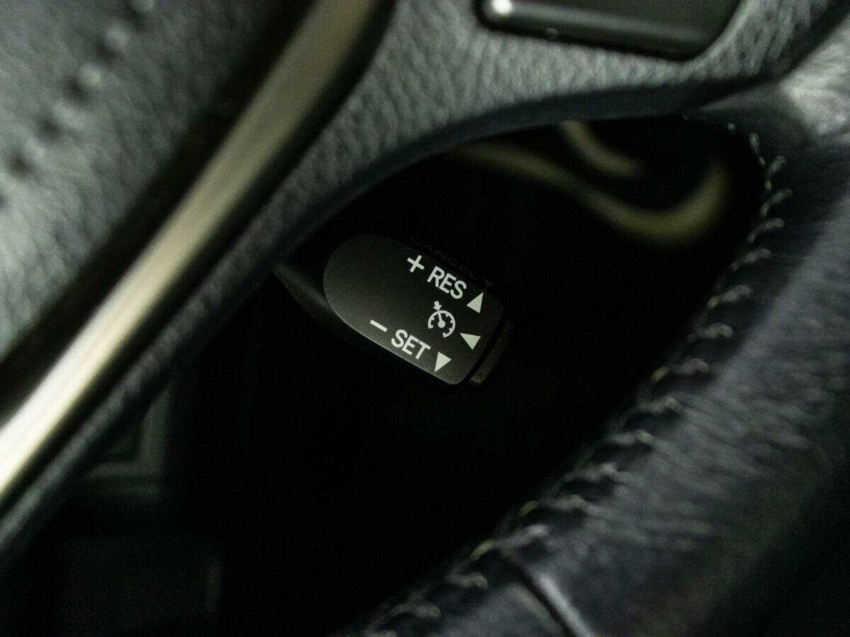 Купить Toyota RAV4 с пробегом. Фото: #18