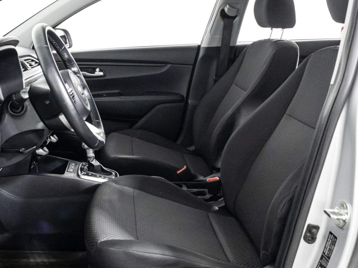 Купить Kia Rio с пробегом. Фото: #15