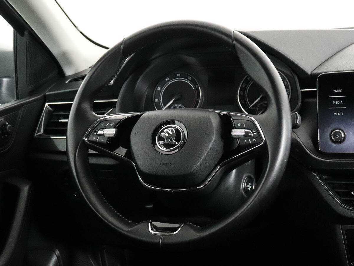 Купить Skoda Rapid с пробегом. Фото: #11