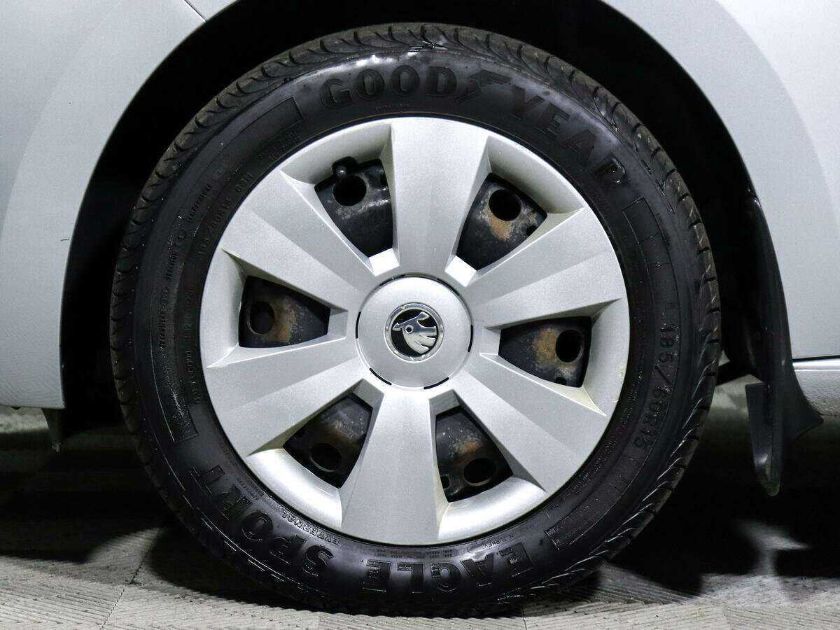 Купить Skoda Rapid с пробегом. Фото: #16
