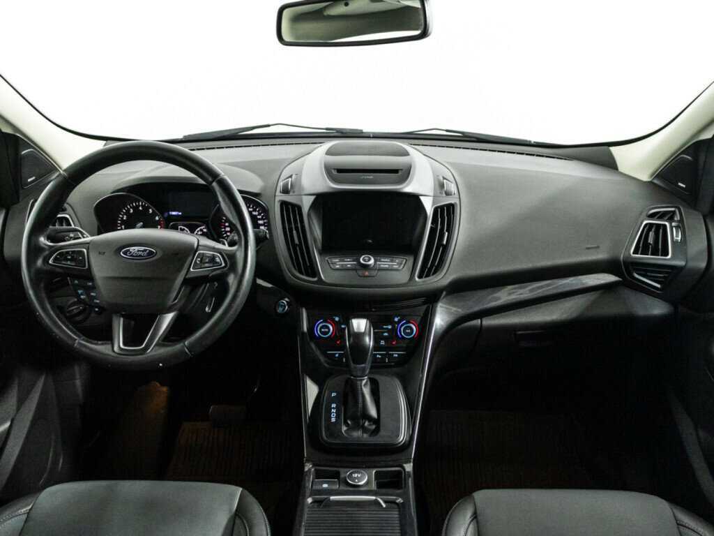 Купить Ford Kuga с пробегом. Фото: #12