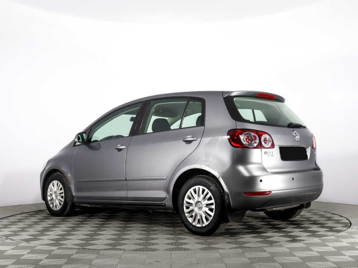 Купить Volkswagen Golf Plus с пробегом. Фото: #6