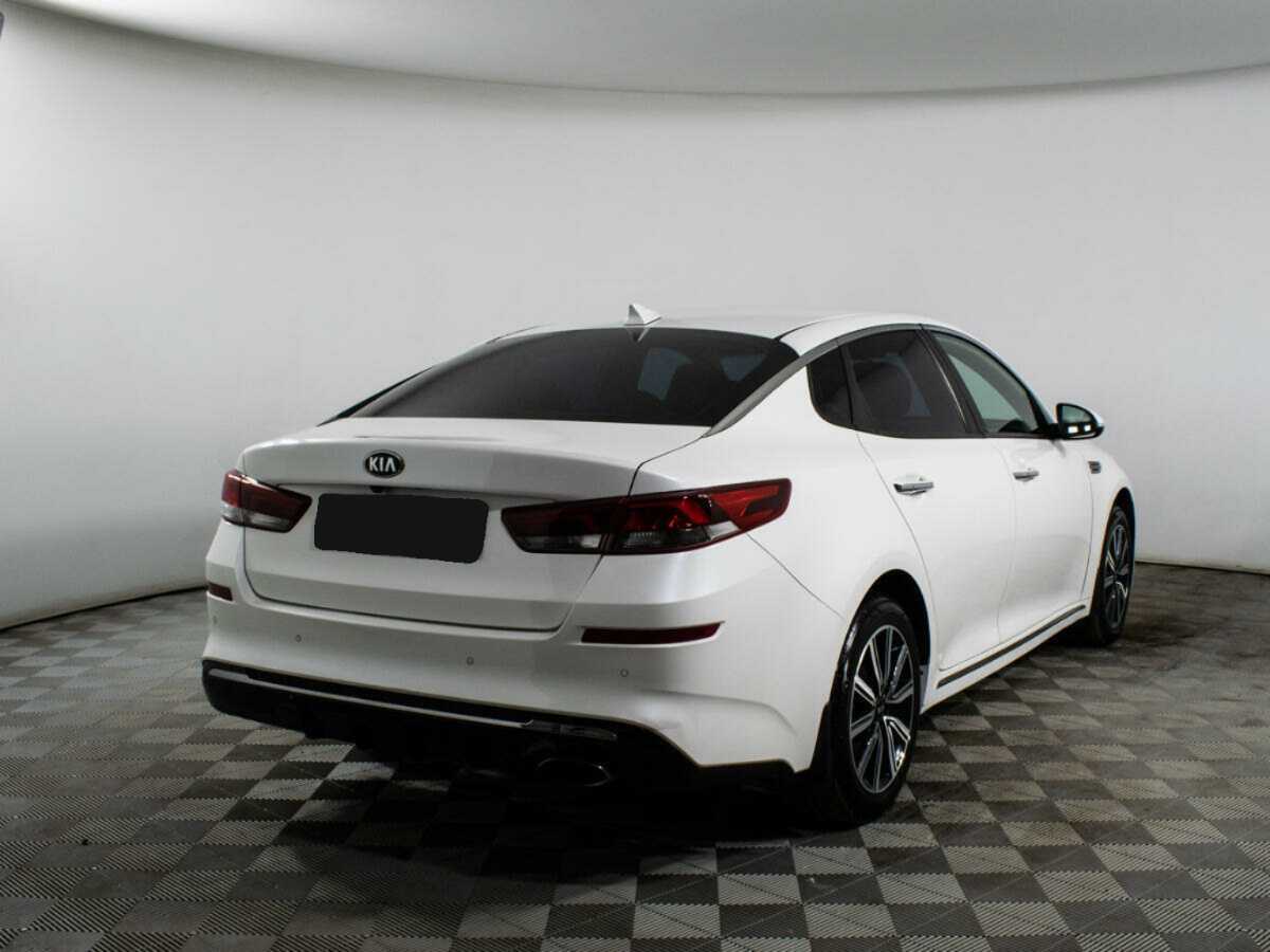 Купить Kia Optima с пробегом. Фото: #3