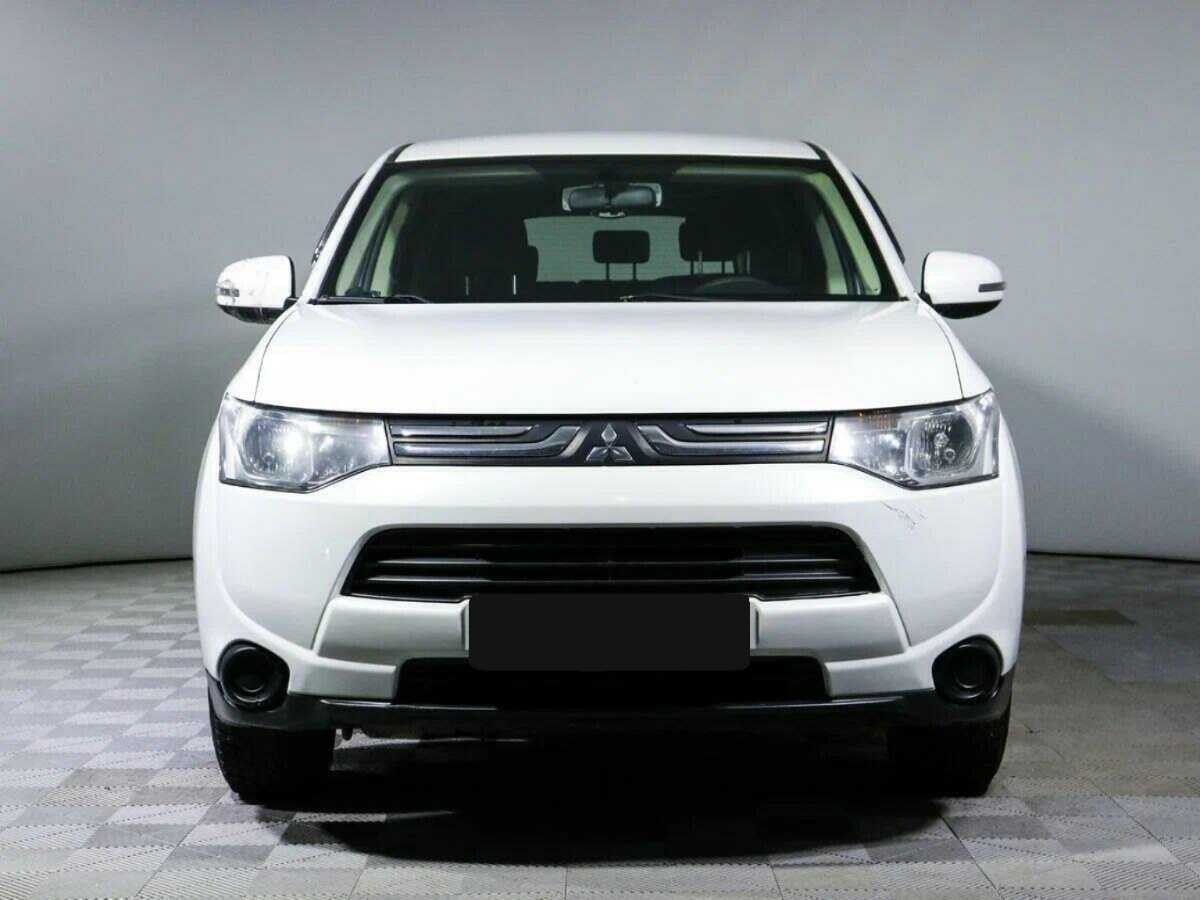 Купить Mitsubishi Outlander с пробегом. Фото: #1