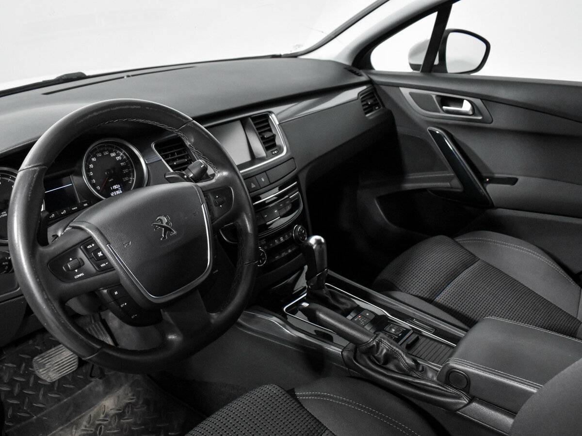 Купить Peugeot 508 с пробегом. Фото: #6