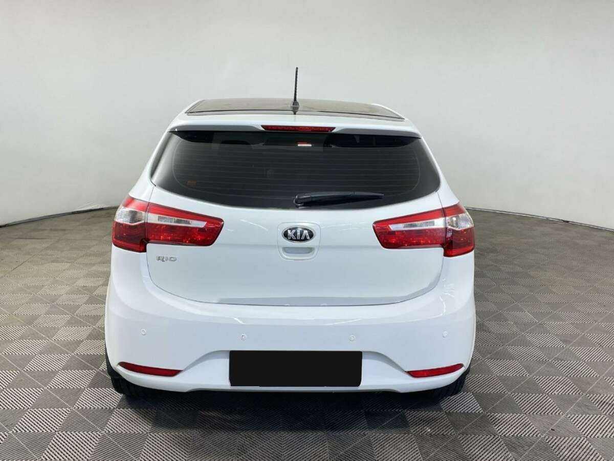 Купить Kia Rio с пробегом. Фото: #2
