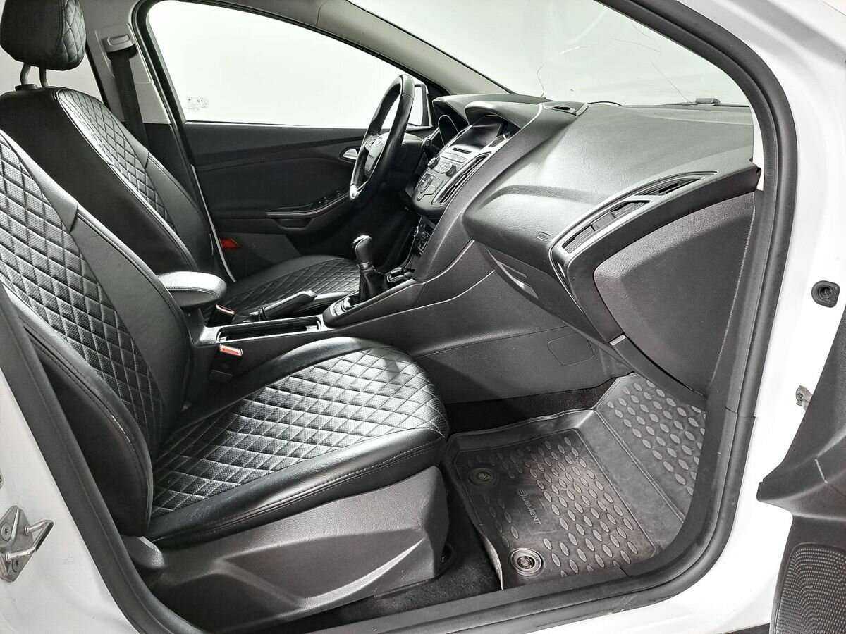 Купить Ford Focus с пробегом. Фото: #10