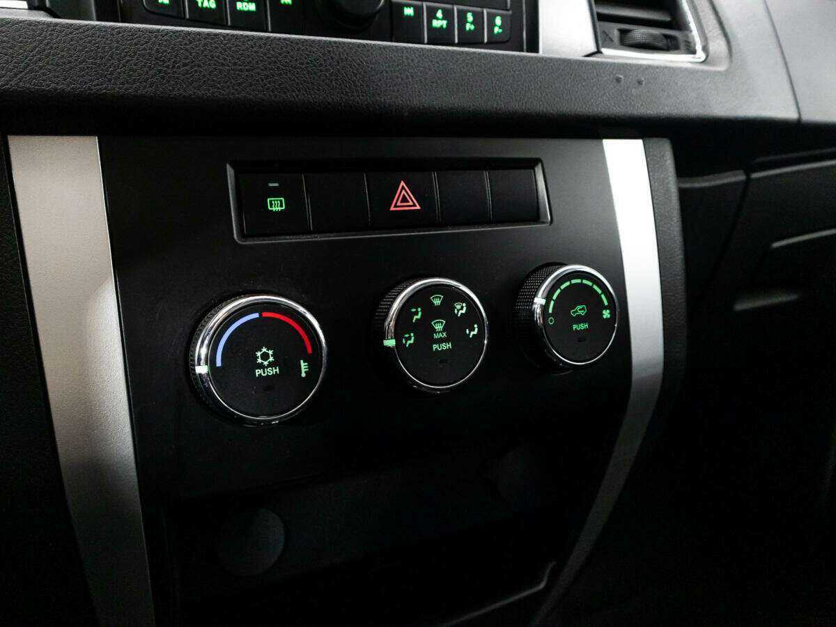 Купить УАЗ Patriot с пробегом. Фото: #14