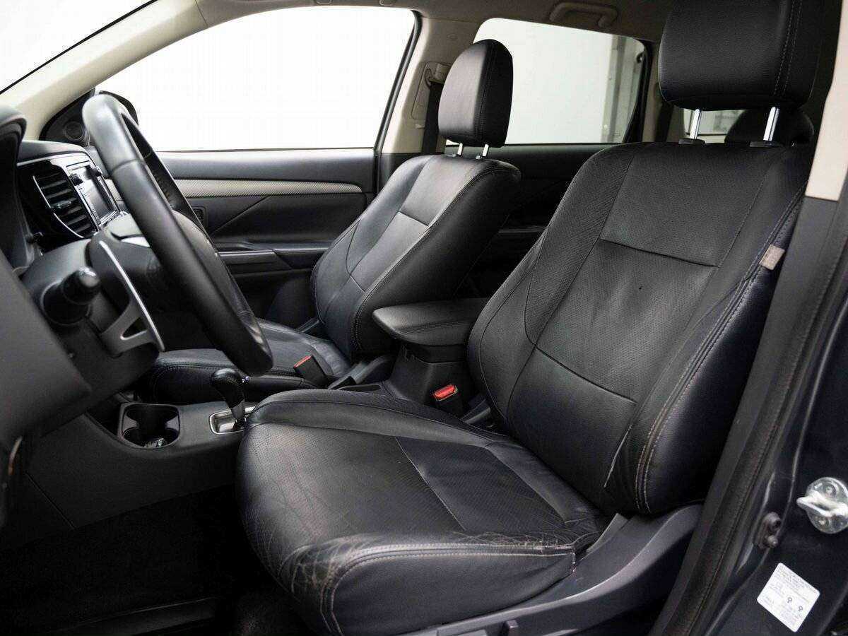 Купить Mitsubishi Outlander с пробегом. Фото: #7