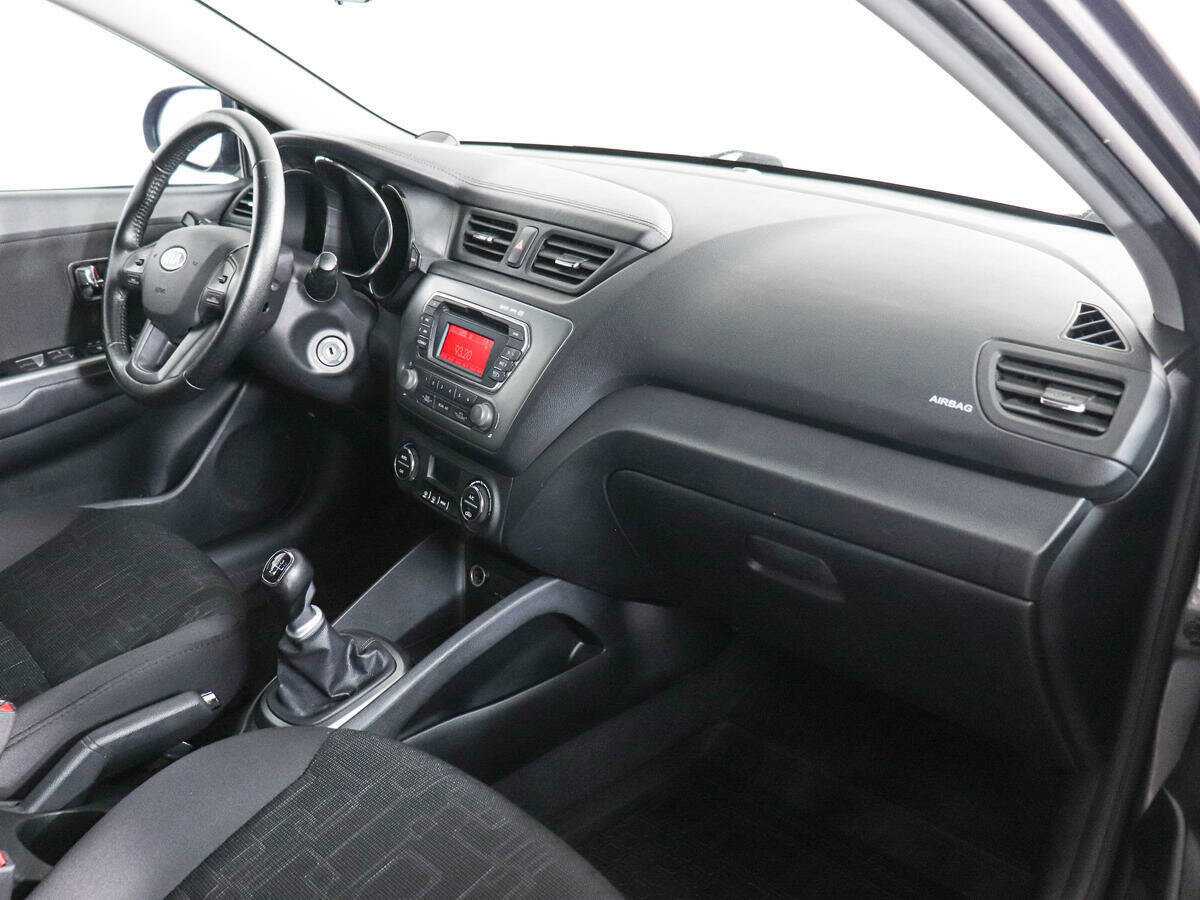 Купить Kia Rio с пробегом. Фото: #9