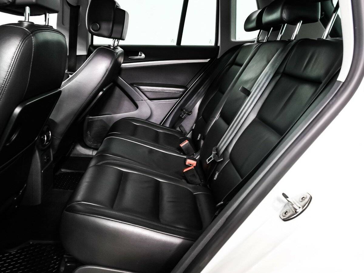 Купить Volkswagen Tiguan с пробегом. Фото: #12