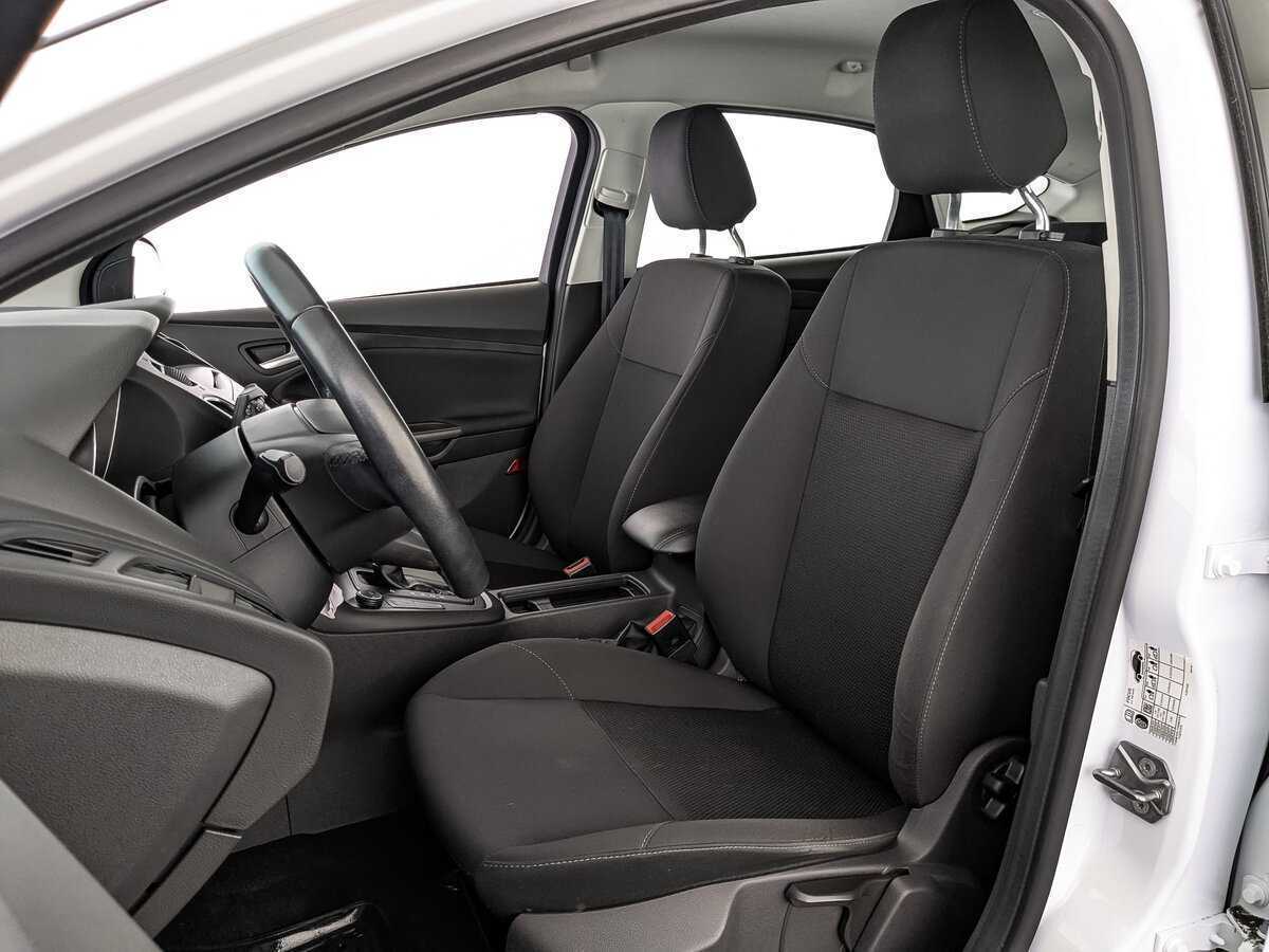 Купить Ford Focus с пробегом. Фото: #19
