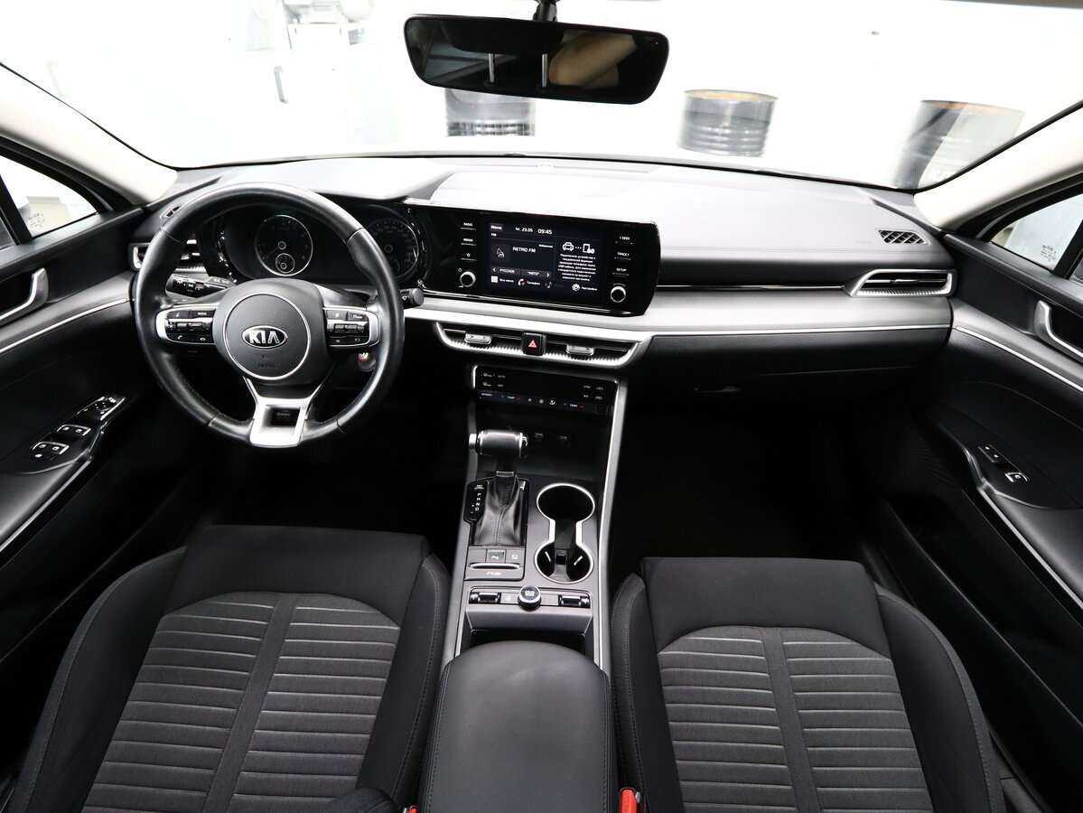 Купить Kia K5 с пробегом. Фото: #16