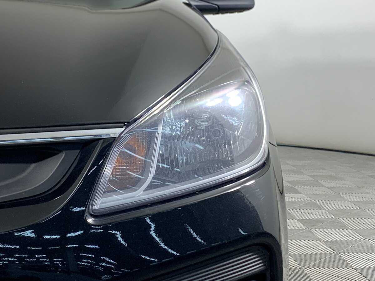 Купить Kia Rio с пробегом. Фото: #9