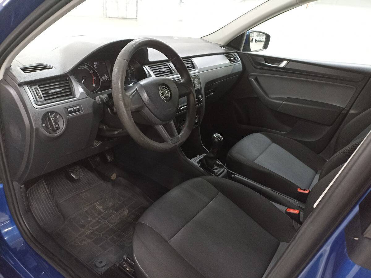 Купить Skoda Rapid с пробегом. Фото: #15