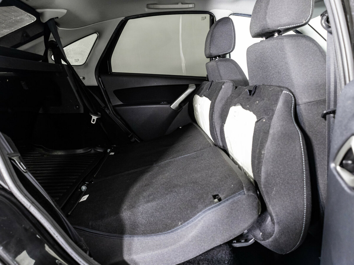 Купить Lada (ВАЗ) Granta с пробегом. Фото: #14