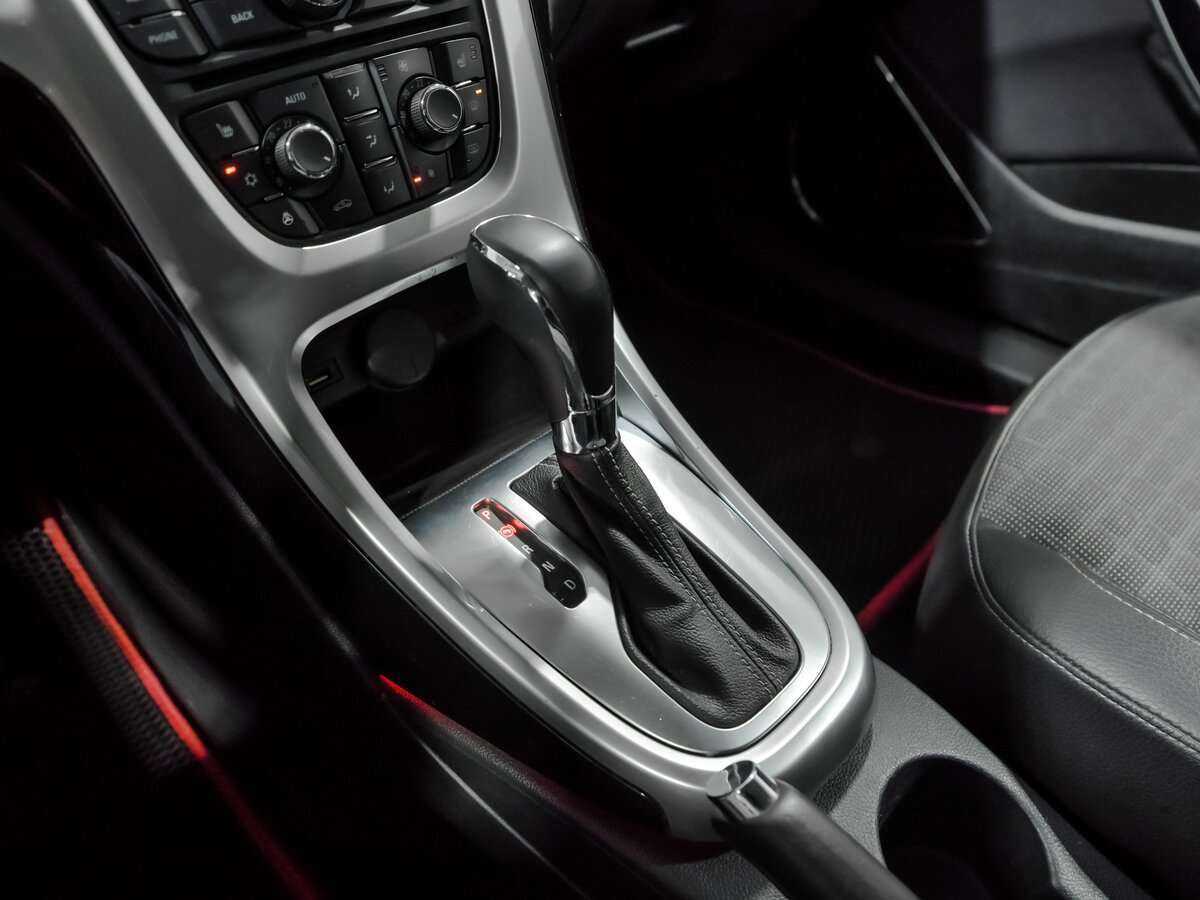 Купить Opel Astra с пробегом. Фото: #7