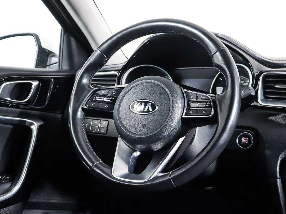 Купить Kia Ceed с пробегом. Фото: #9