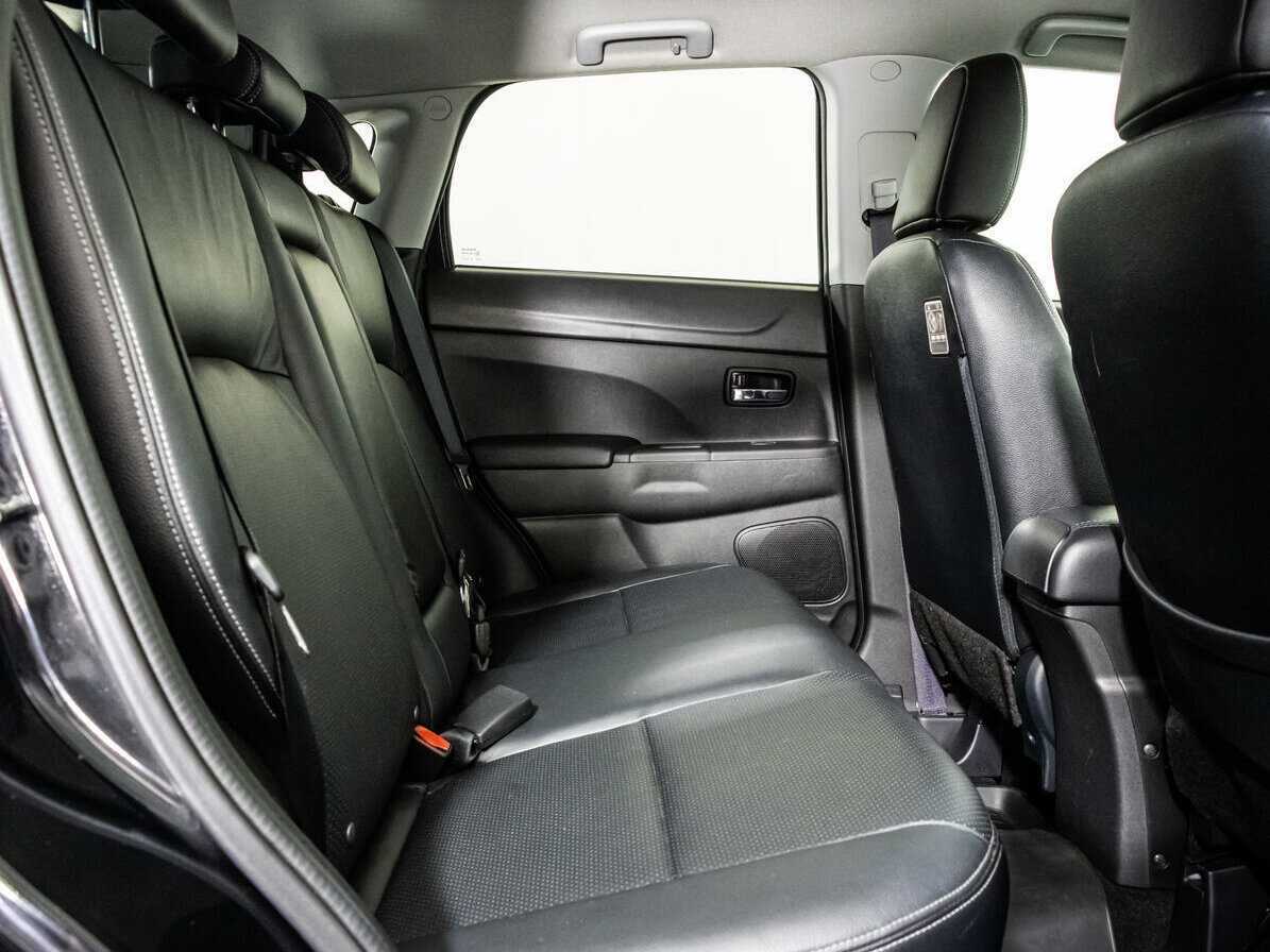 Купить Mitsubishi ASX с пробегом. Фото: #18