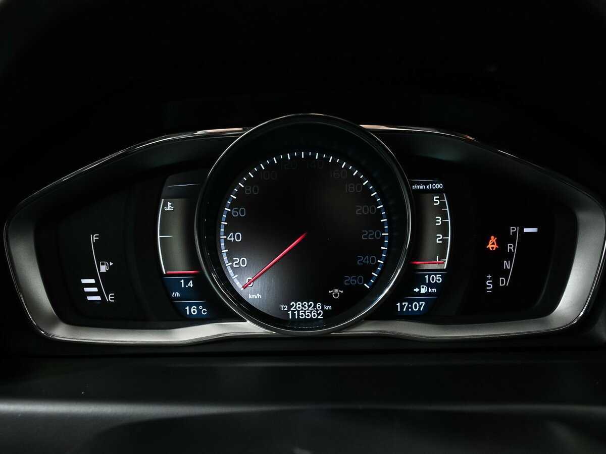 Купить Volvo XC70 с пробегом. Фото: #9