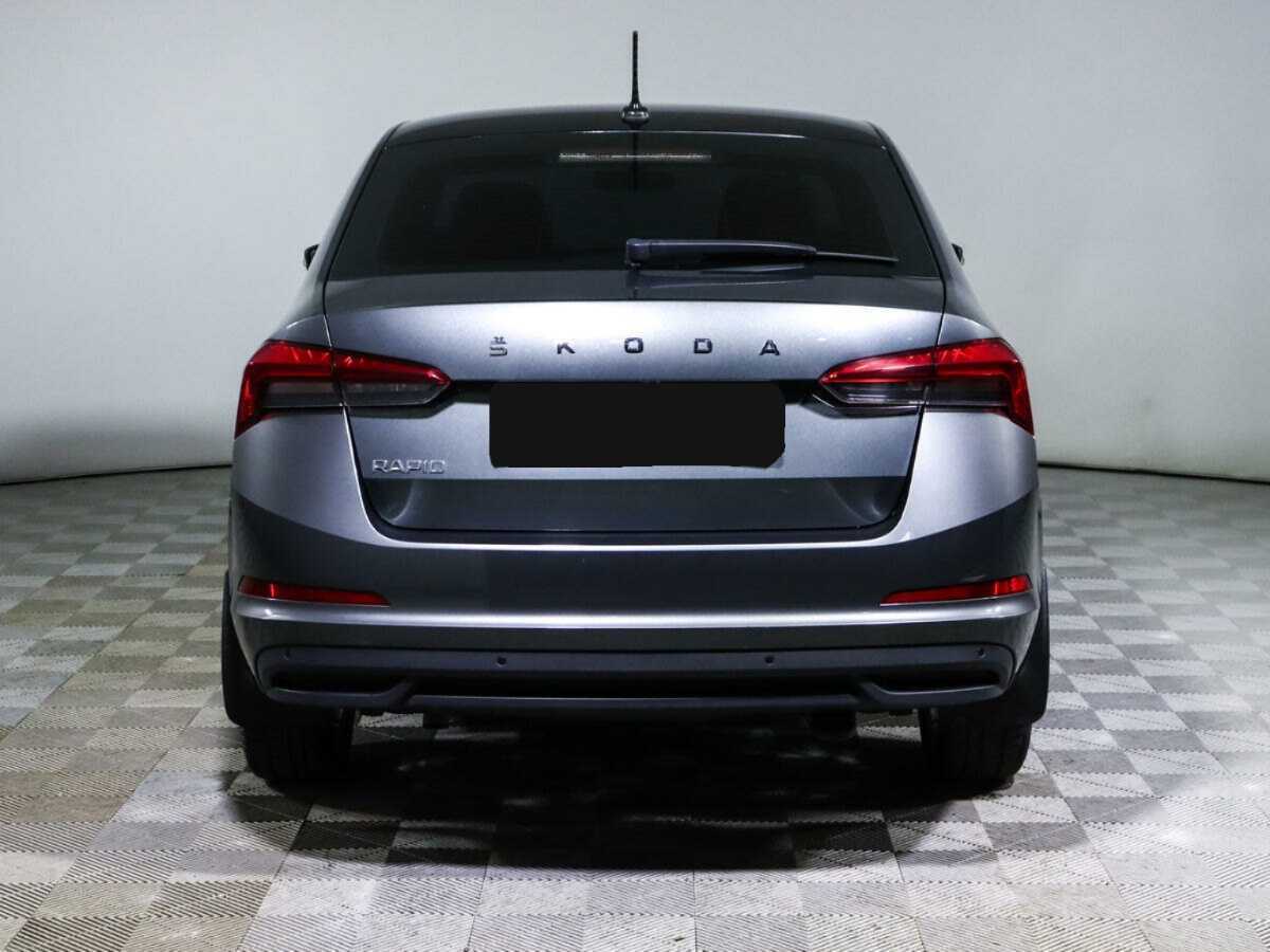 Купить Skoda Rapid с пробегом. Фото: #4