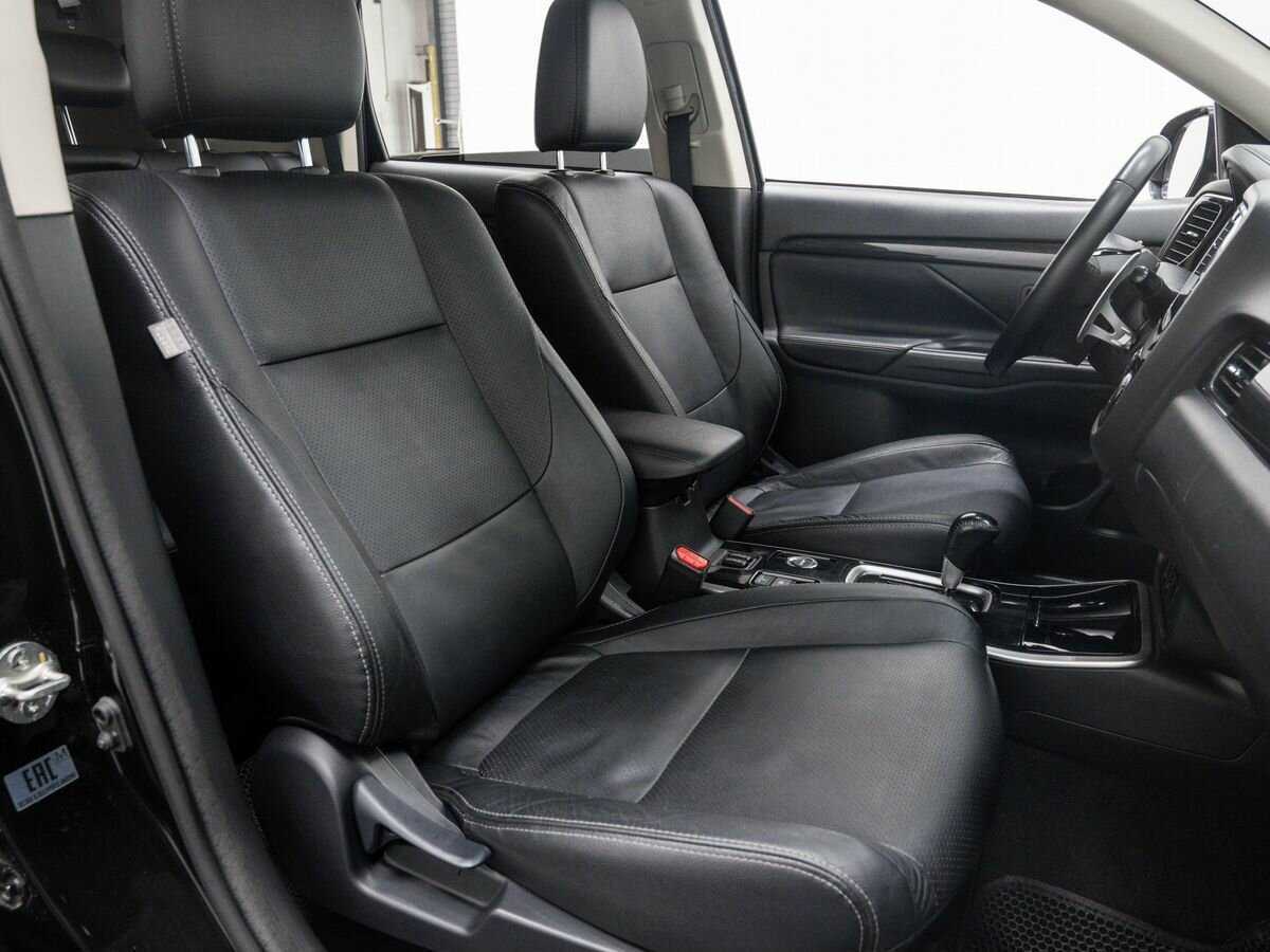 Купить Mitsubishi Outlander с пробегом. Фото: #8